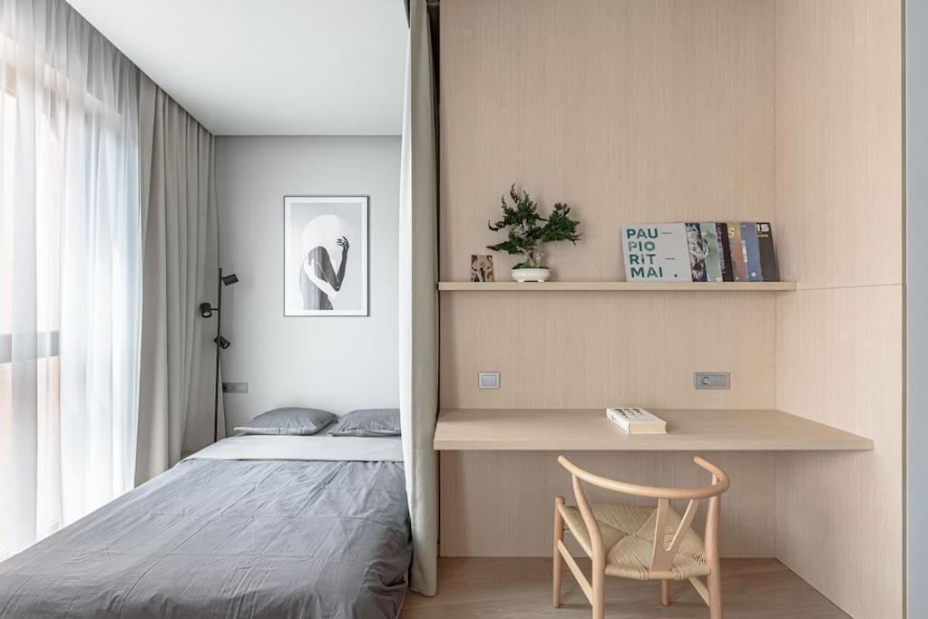 Cozy Japanese Oasis With Balcony, Gramophone, Netflix Lejlighed VNO Eksteriør billede